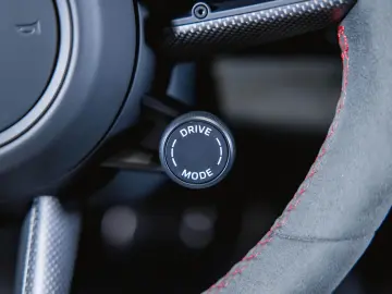 PORSCHE Taycan GTS Panoramadach Head-Up Display