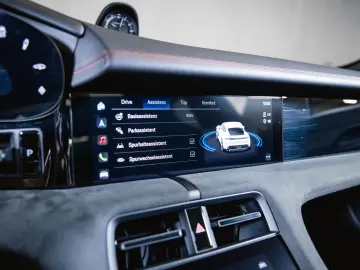PORSCHE Taycan GTS Panoramadach Head-Up Display