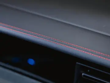 PORSCHE Taycan GTS Panoramadach Head-Up Display