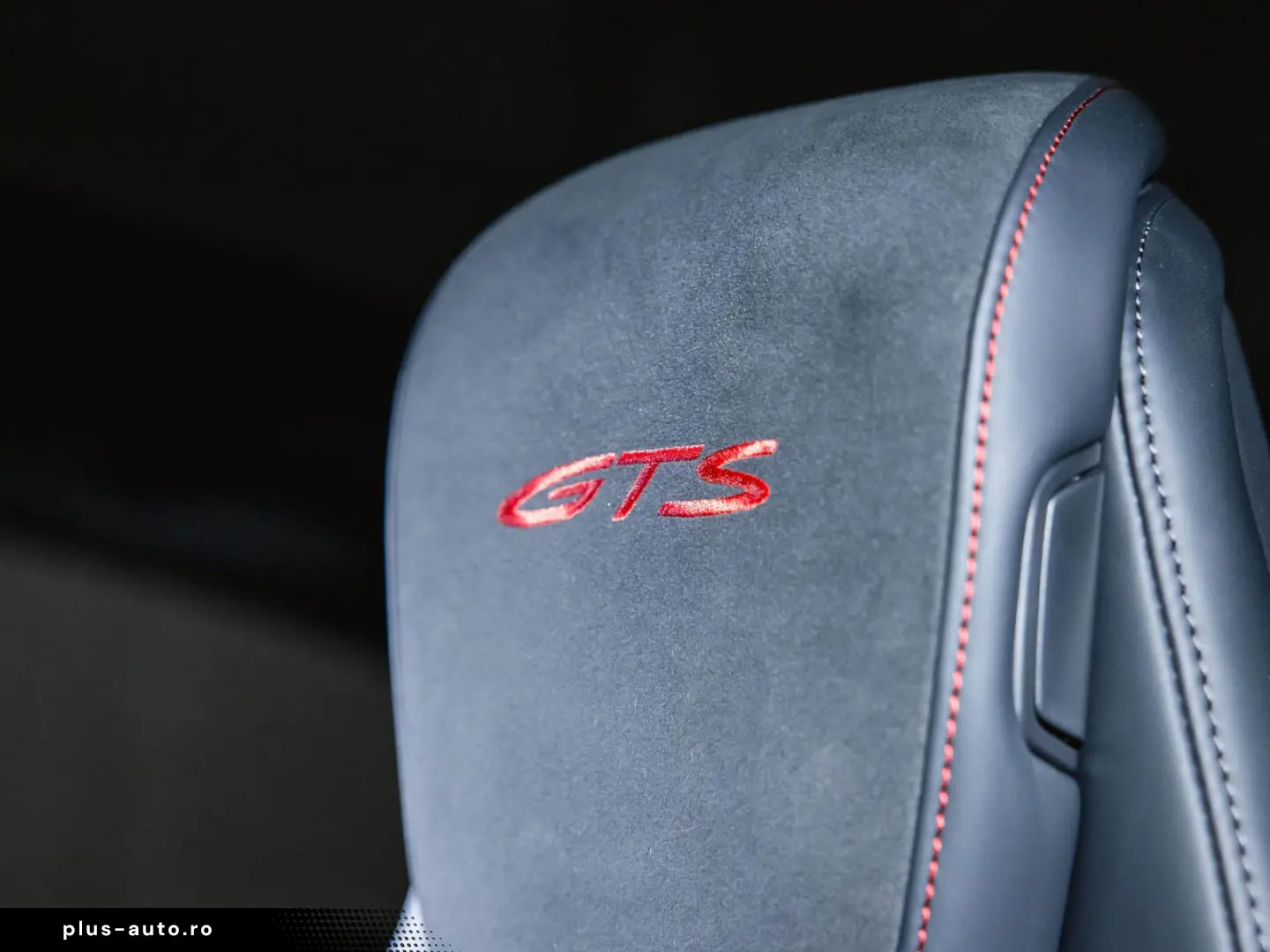 PORSCHE Taycan GTS Panoramadach Head-Up Display