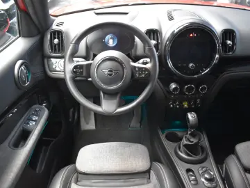 MINI Countryman SE (Cooper) Classic Trim All4 LED SHZ