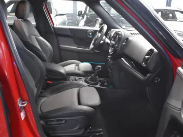 MINI Countryman SE (Cooper) Classic Trim All4 LED SHZ