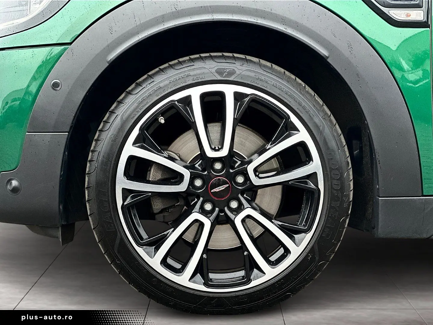 MINI Cooper SD ALL4 Countryman JCW Paket Head-Up DAB