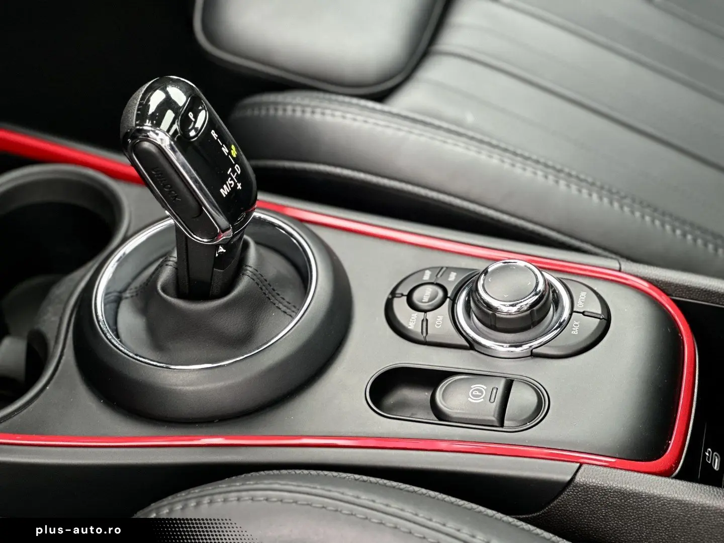 MINI Cooper SD ALL4 Countryman JCW Paket Head-Up DAB
