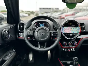 MINI Cooper SD ALL4 Countryman JCW Paket Head-Up DAB