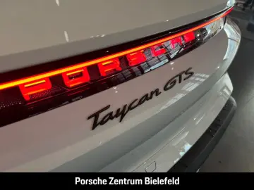 PORSCHE Taycan GTS HA-Lenkung InnoDrive Head-Up Panorama