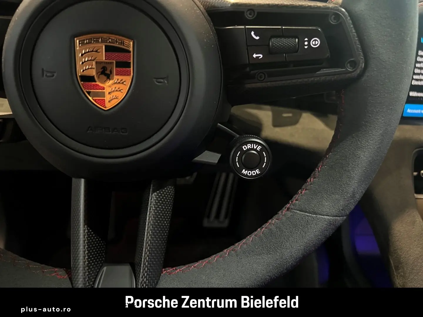 PORSCHE Taycan GTS HA-Lenkung InnoDrive Head-Up Panorama