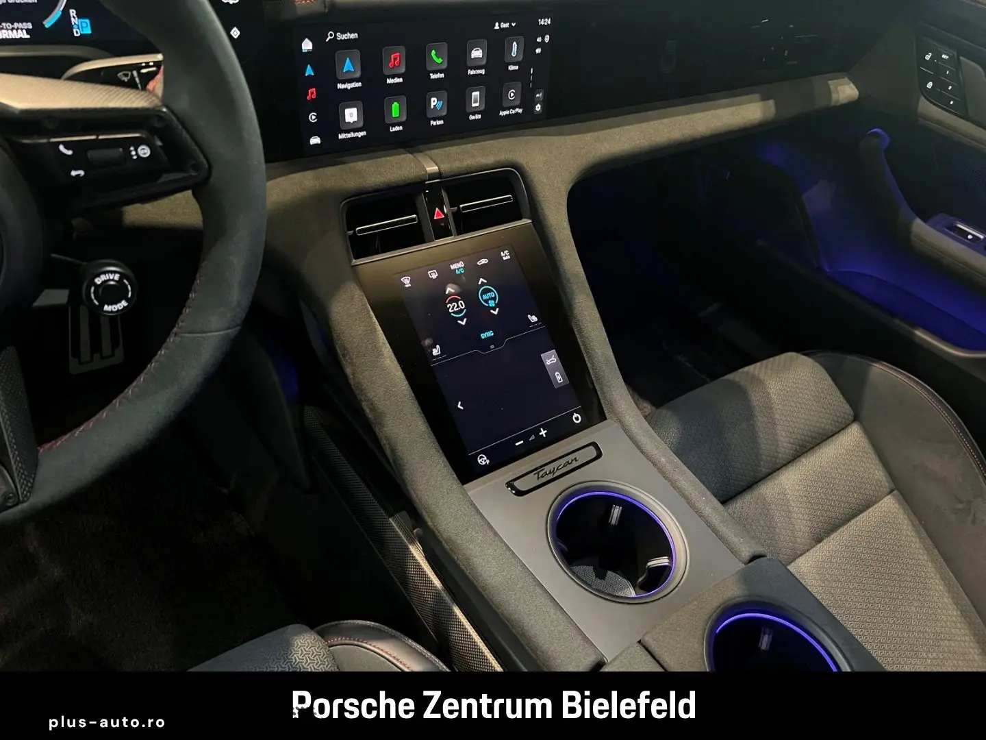 PORSCHE Taycan GTS HA-Lenkung InnoDrive Head-Up Panorama