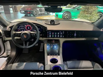 PORSCHE Taycan GTS HA-Lenkung InnoDrive Head-Up Panorama