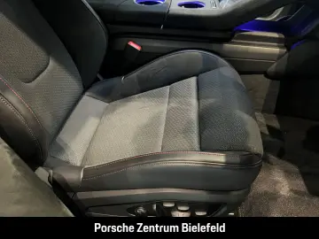 PORSCHE Taycan GTS HA-Lenkung InnoDrive Head-Up Panorama