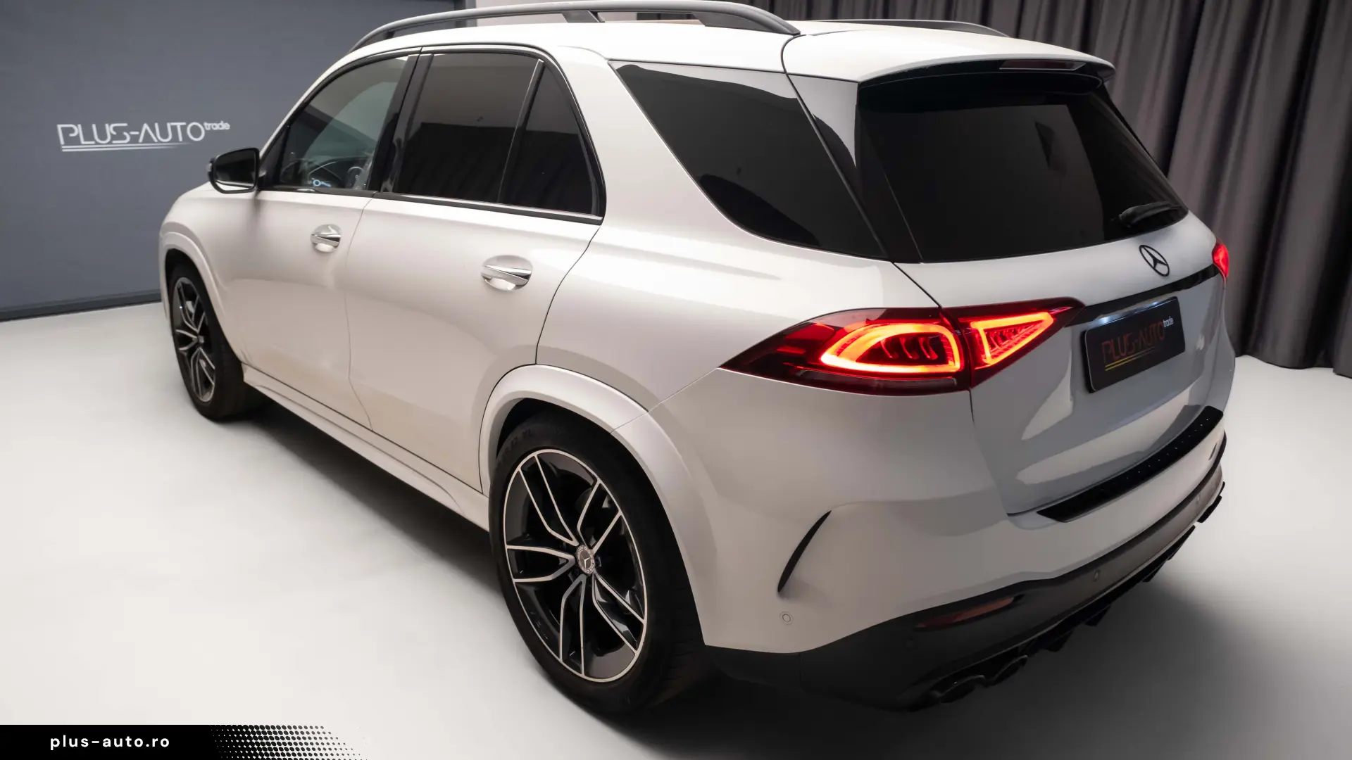 Mercedes-Benz GLE 450 4M AMG - Bicolor Interior 7 seats
