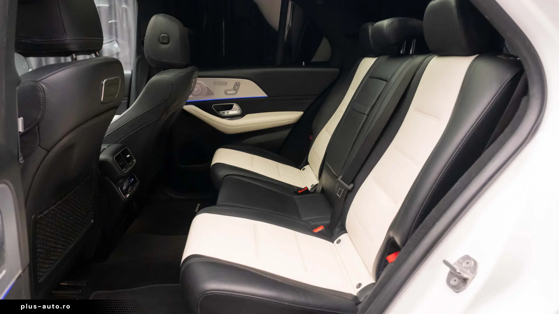 Mercedes-Benz GLE 450 4M AMG - Bicolor Interior 7 seats