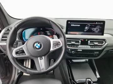 BMW X3 xDrive30i M Sport ShadowL PDC AdLED LiveProf