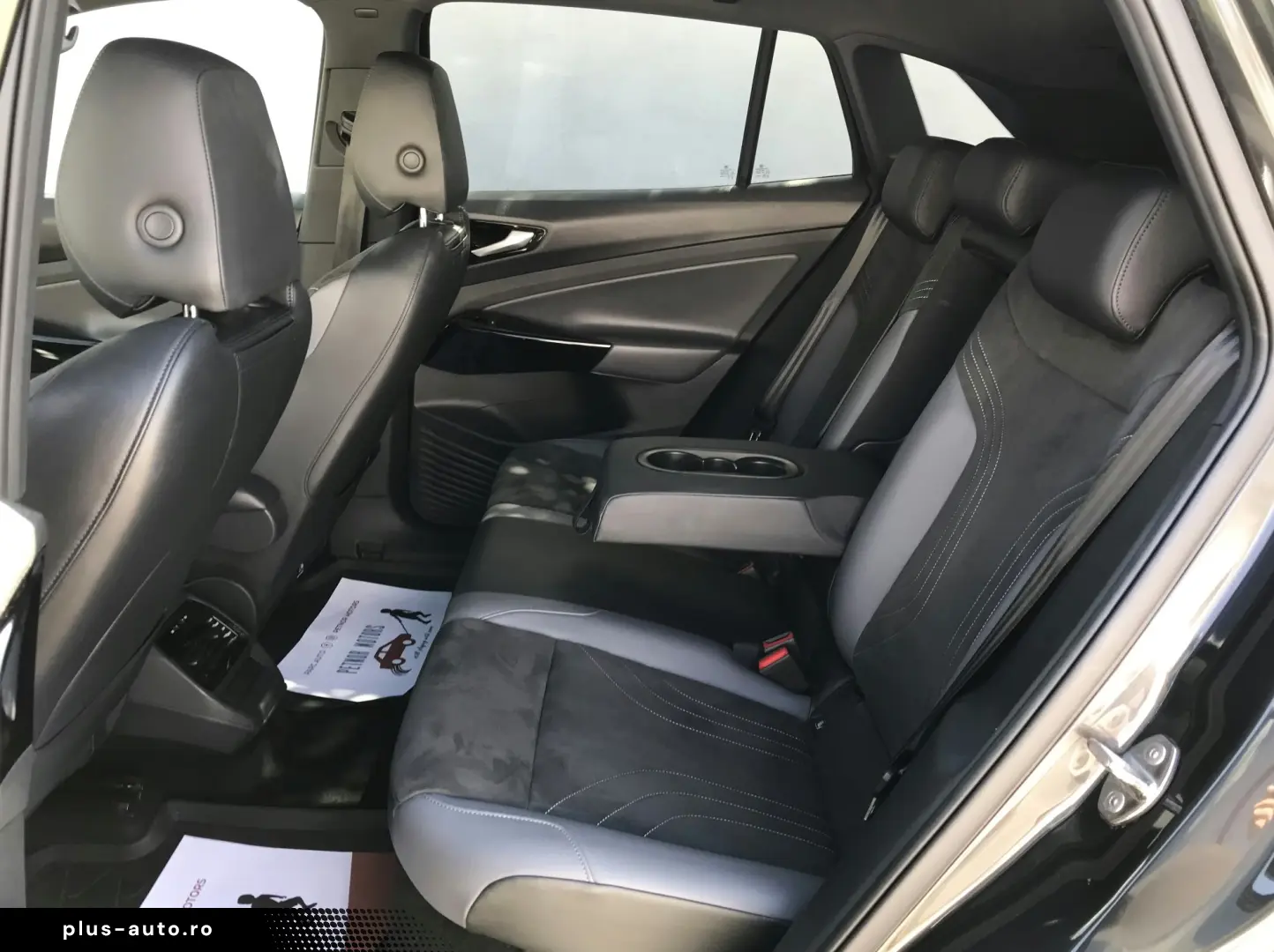 VOLKSWAGEN ID.4 2023 — imagine 15