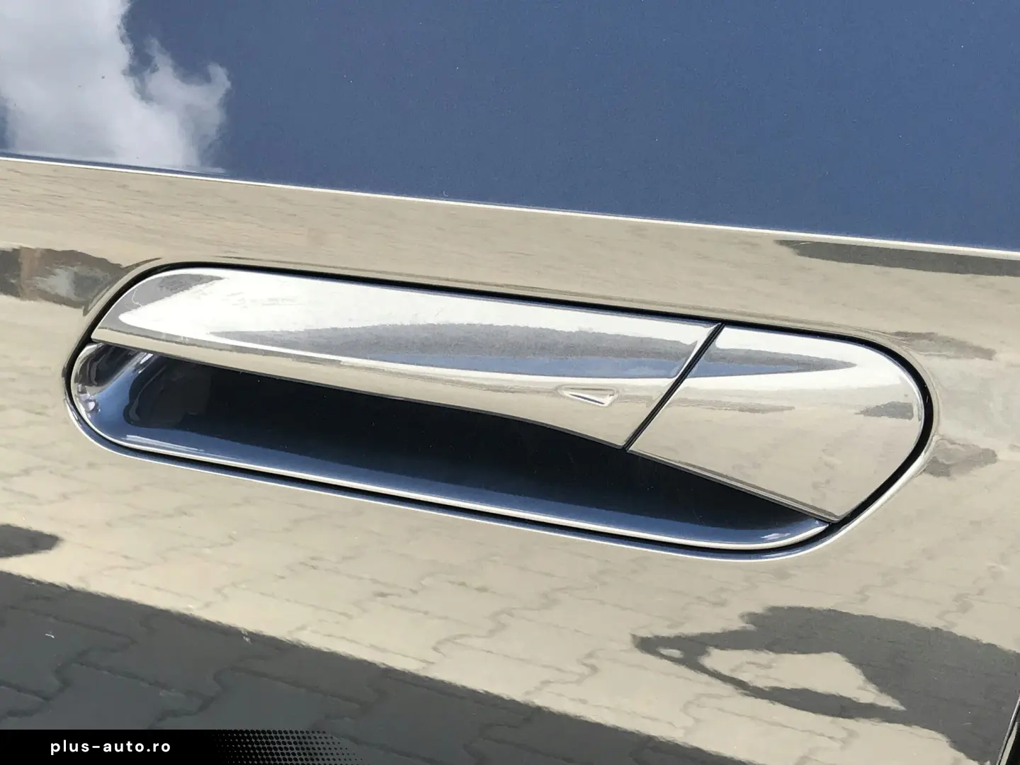 VOLKSWAGEN ID.4 2023 — imagine 37
