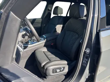BMW X5 xDr30d MSport AirSusp H&K Panoramic 360