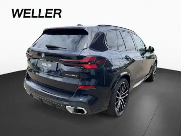 BMW X5 xDr30d MSport SkyLounge 360
