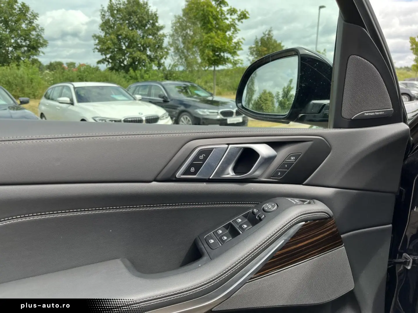 BMW X5 xDr30d MSport SkyLounge 360