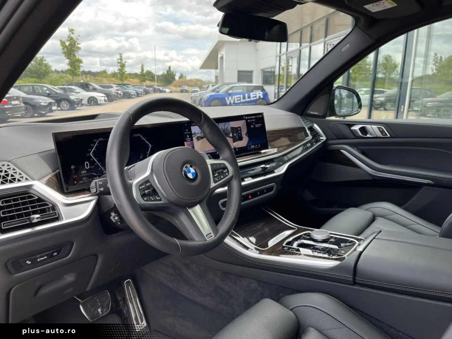 BMW X5 xDr30d MSport SkyLounge 360
