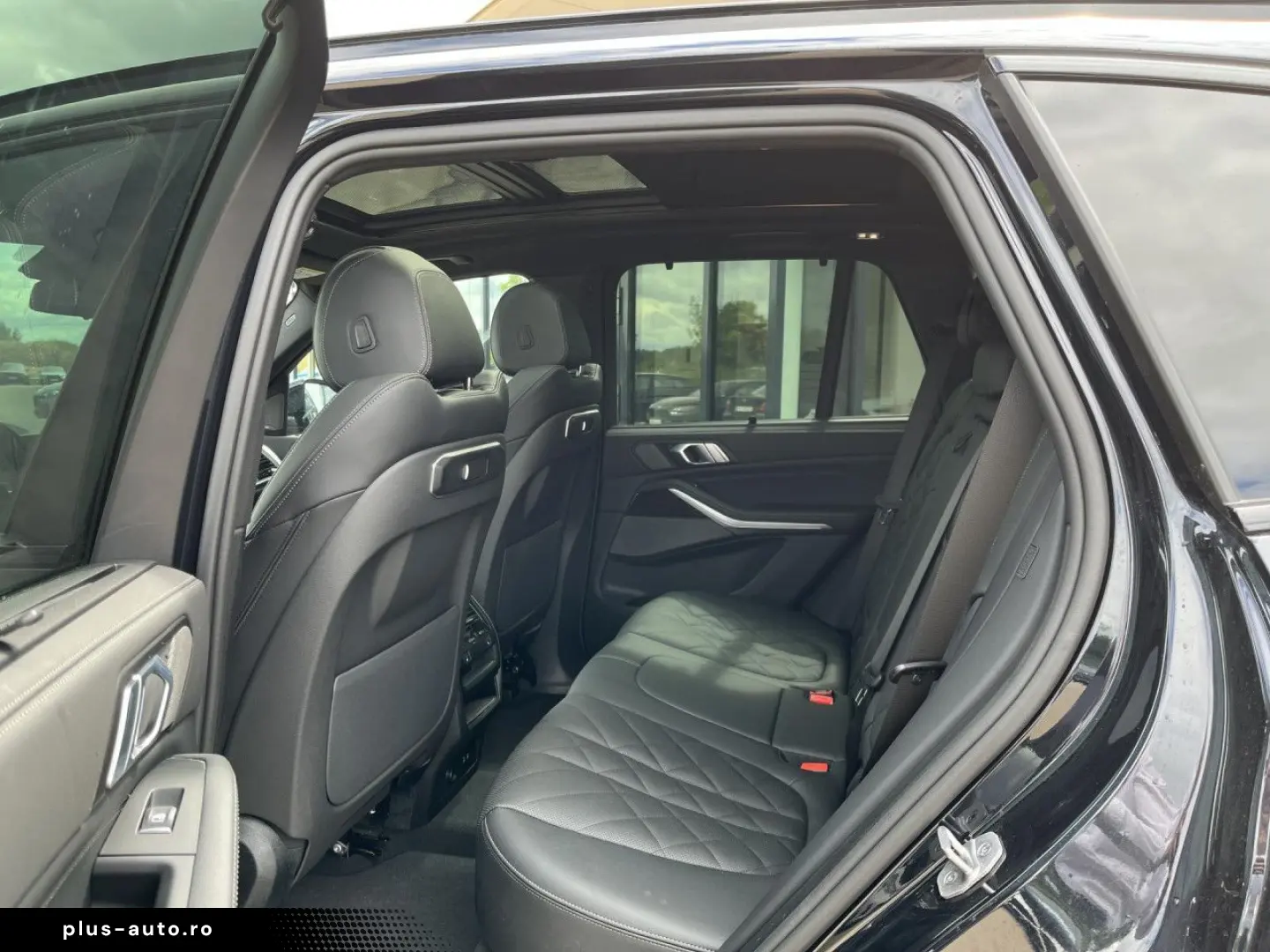 BMW X5 xDr30d MSport SkyLounge 360