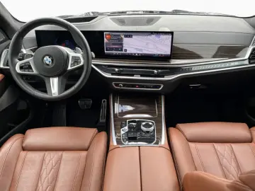 BMW X5 xDr30d MSpo Massage Ventilation IcGlow 360