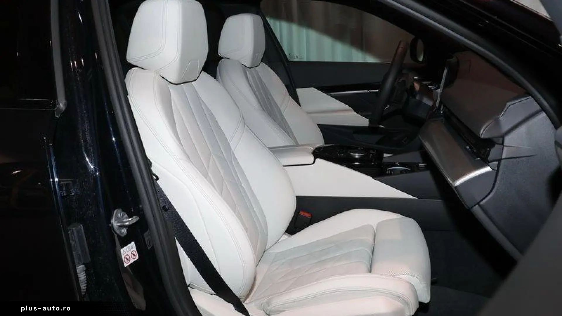 BMW 530e Sedan