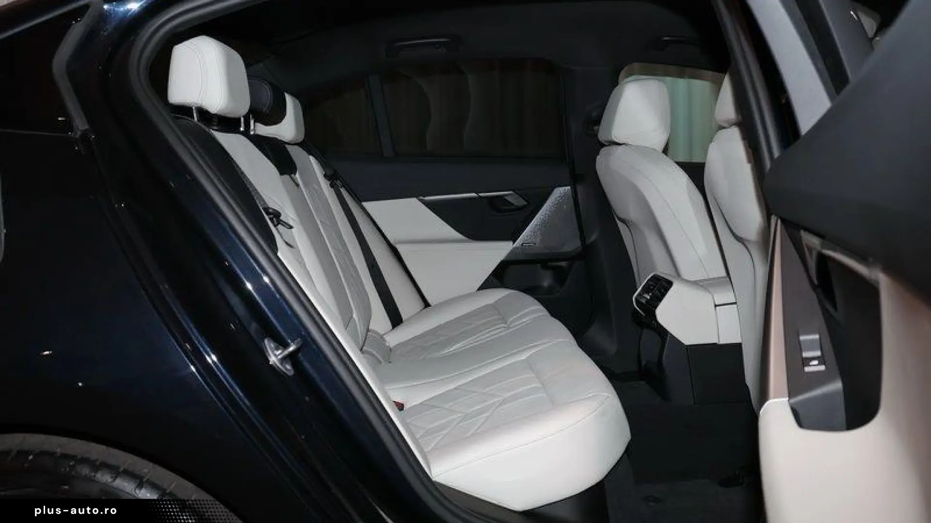 BMW 530e Sedan