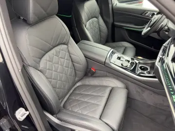 BMW X5 xDr30d MSpo SkyLounge SoftClo Ventilation 360 4ZClima