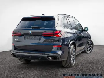 BMW X5 xDr30d MSpo Massage Ventilation IcGlow 360
