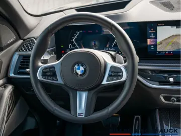 BMW X5 xDr30d MSpo Massage Ventilation IcGlow 360