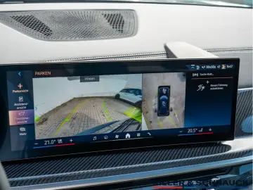 BMW X5 xDr30d MSpo Massage Ventilation IcGlow 360
