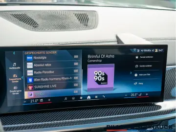 BMW X5 xDr30d MSpo Massage Ventilation IcGlow 360