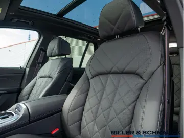 BMW X5 xDr30d MSpo Massage Ventilation IcGlow 360