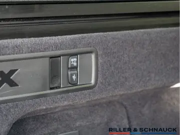 BMW X5 xDr30d MSpo Massage Ventilation IcGlow 360
