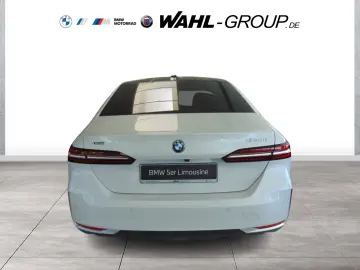 BMW 530e xDrive Panorama HarmanKardon HeadUp Navi LE
