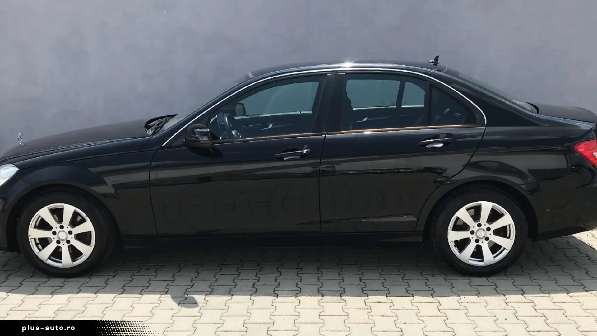 Mercedes-Benz C 220 CDI DPF (BlueEFFICIENCY) 7G-TRONIC