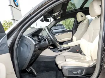 BMW X4 xDrive20d M Sport AHK HuD Pano Memory Laser R