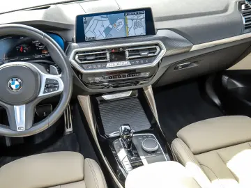 BMW X4 xDrive20d M Sport AHK HuD Pano Memory Laser R