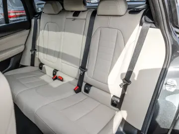 BMW X4 xDrive20d M Sport AHK HuD Pano Memory Laser R