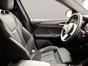 BMW X4 xDrive20d M Sport Navi AHK Head-Up Laser