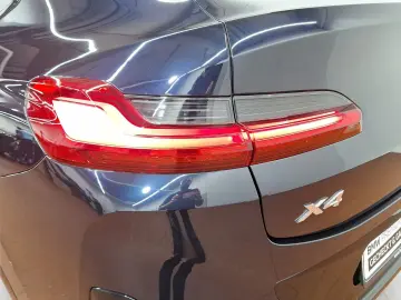 BMW X4 xDrive20d M Sport Navi AHK Head-Up Laser