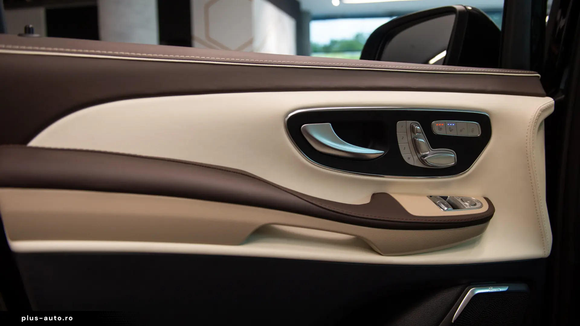 Mercedes-Benz V 300d 4M Extra-Long Exclusive VIP
