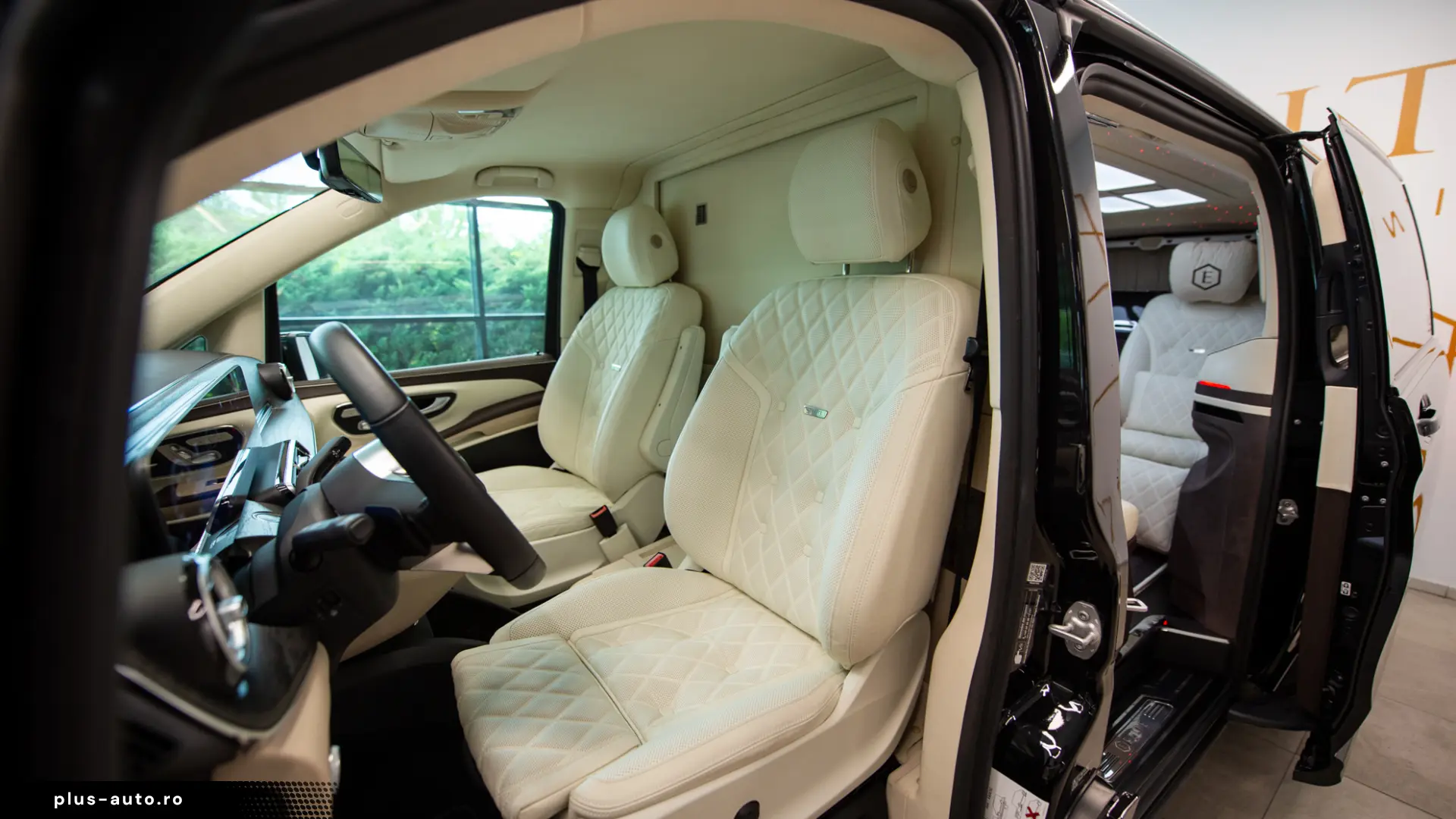 Mercedes-Benz V 300d 4M Extra-Long Exclusive VIP