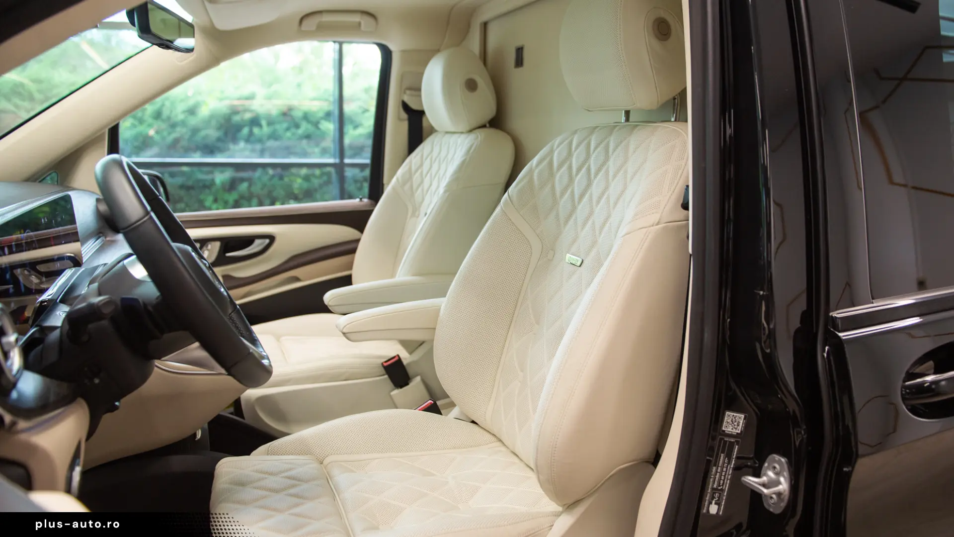 Mercedes-Benz V 300d 4M Extra-Long Exclusive VIP