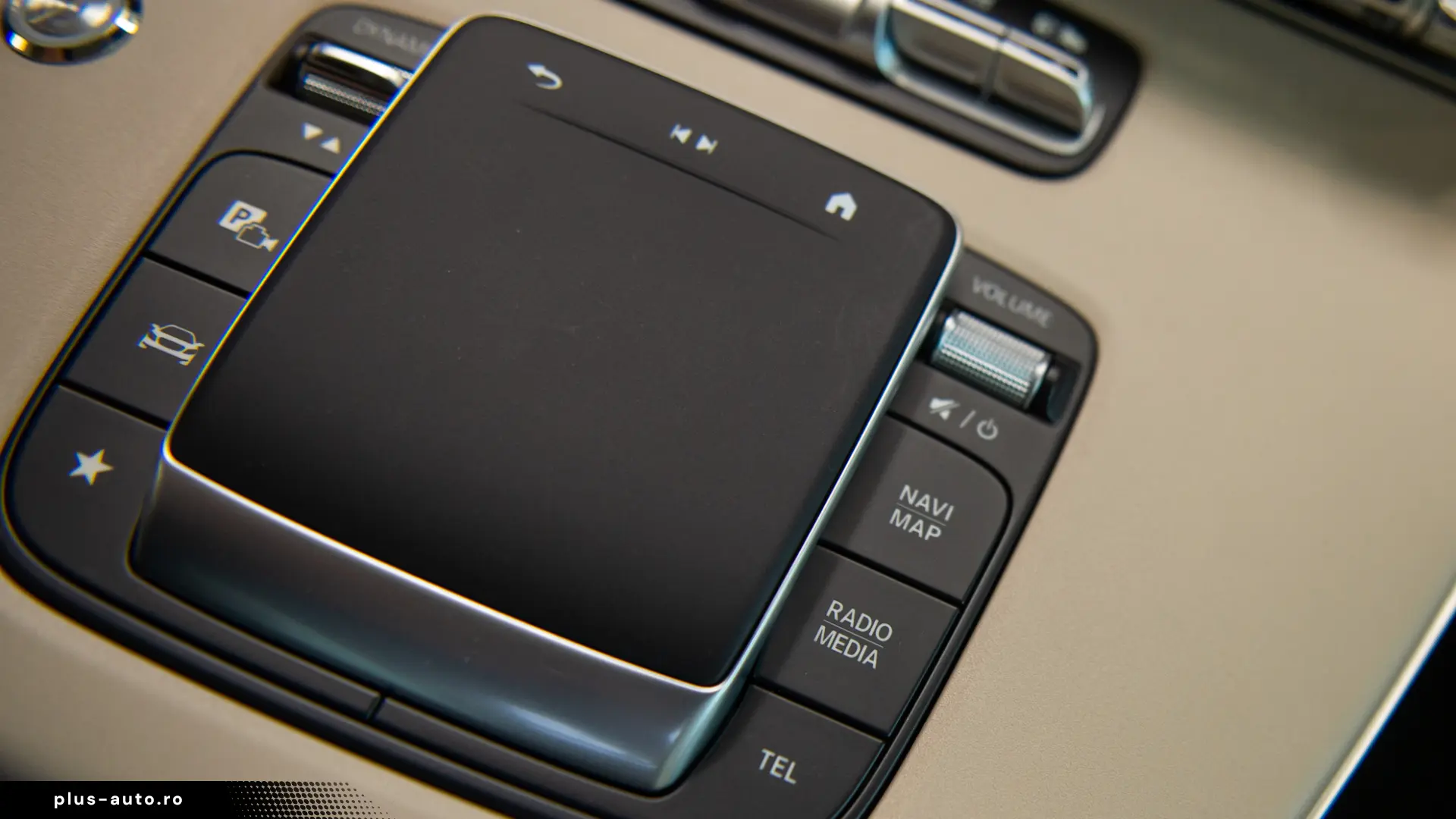 Mercedes-Benz V 300d 4M Extra-Long Exclusive VIP