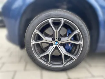BMW X5 45e xDrive-M Aerodynamics-Panorama Roof-Display Key