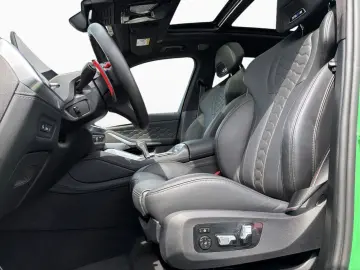 BMW X5 M Competition Individual Signal Green Bowers&Wilkins