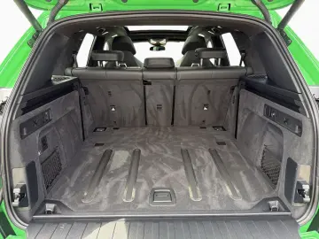 BMW X5 M Competition Individual Signal Green Bowers&Wilkins