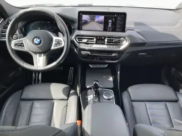 BMW X4 xDr20i MSpo AdaptiveSusp Keyless Sunroof