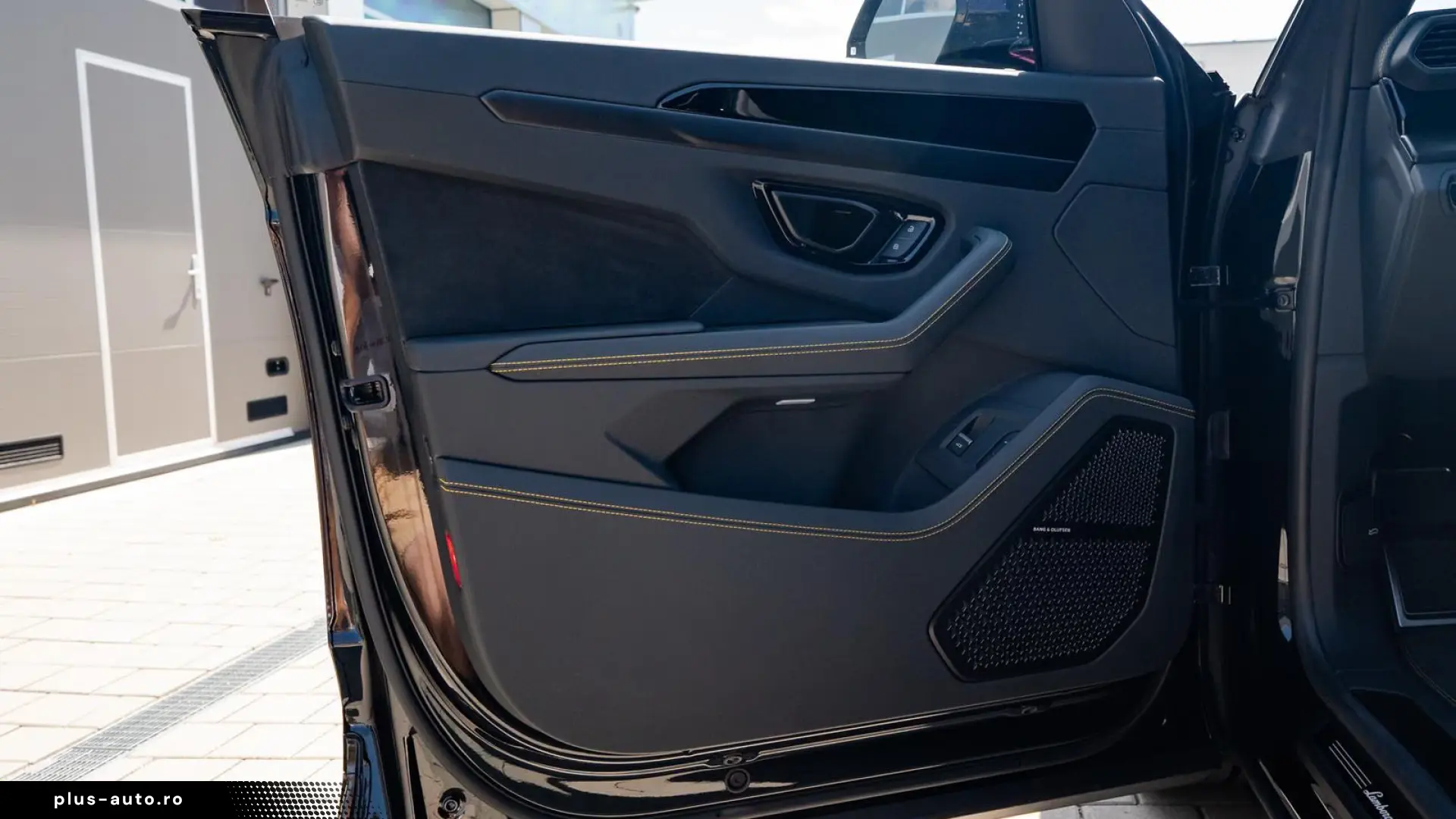 Lamborghini Urus S   Q-Citura   B&O   Panoramic